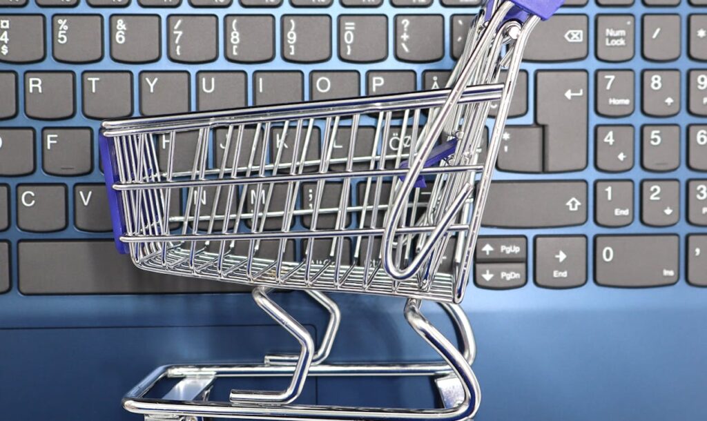 E-ticaret Müşteri Hizmetlerinde Chatbot Kullanımı
